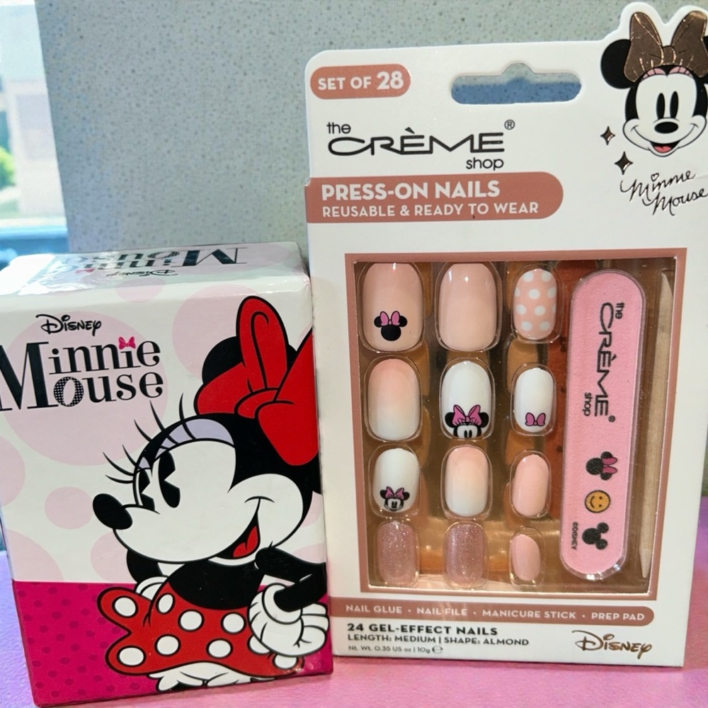 Disney Minnie Mouse Pink and White Nail and Watch Set - Picture 5 of 5